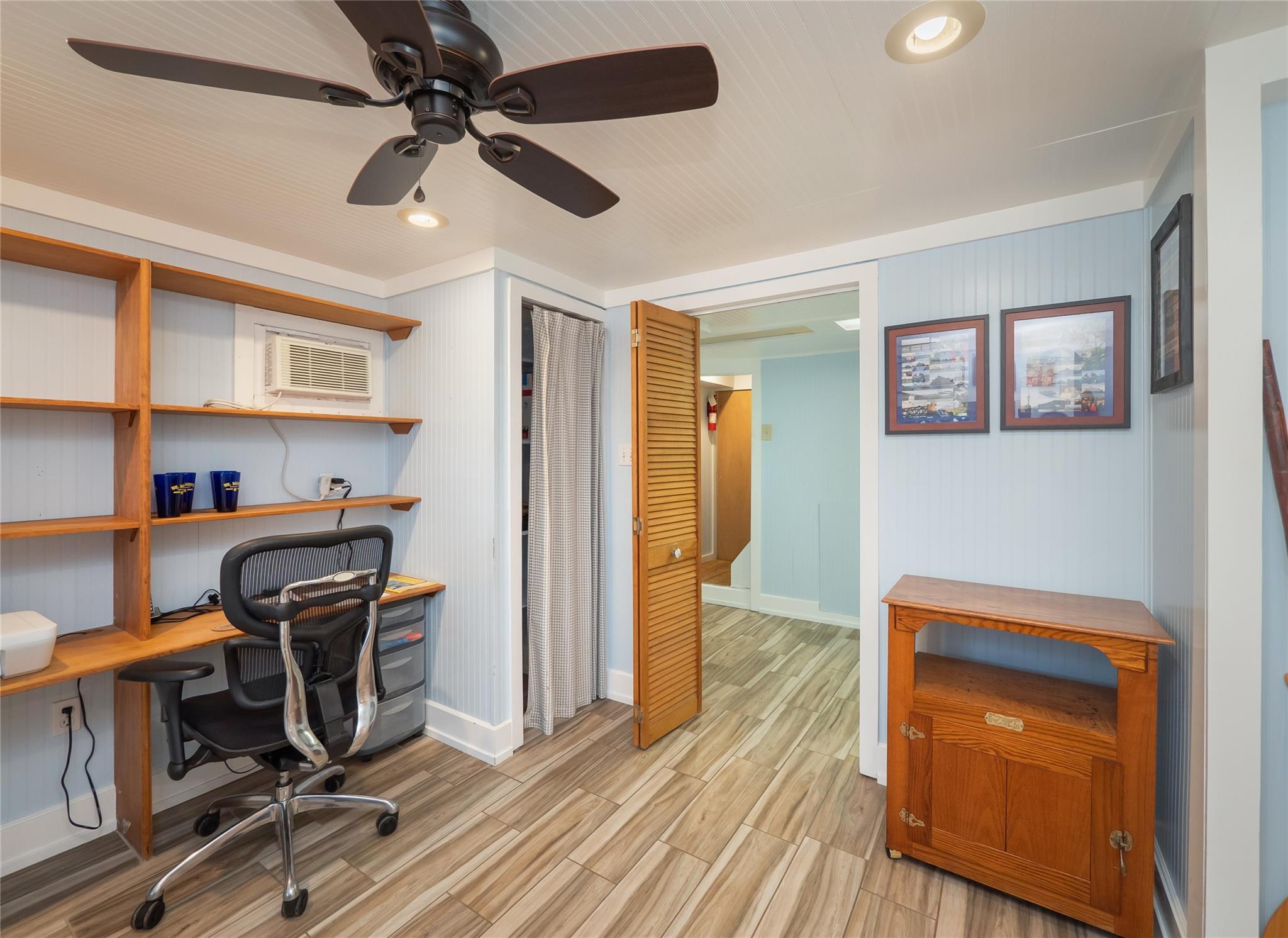 331 Grandview Dr, Horseshoe Bay, TX 78657