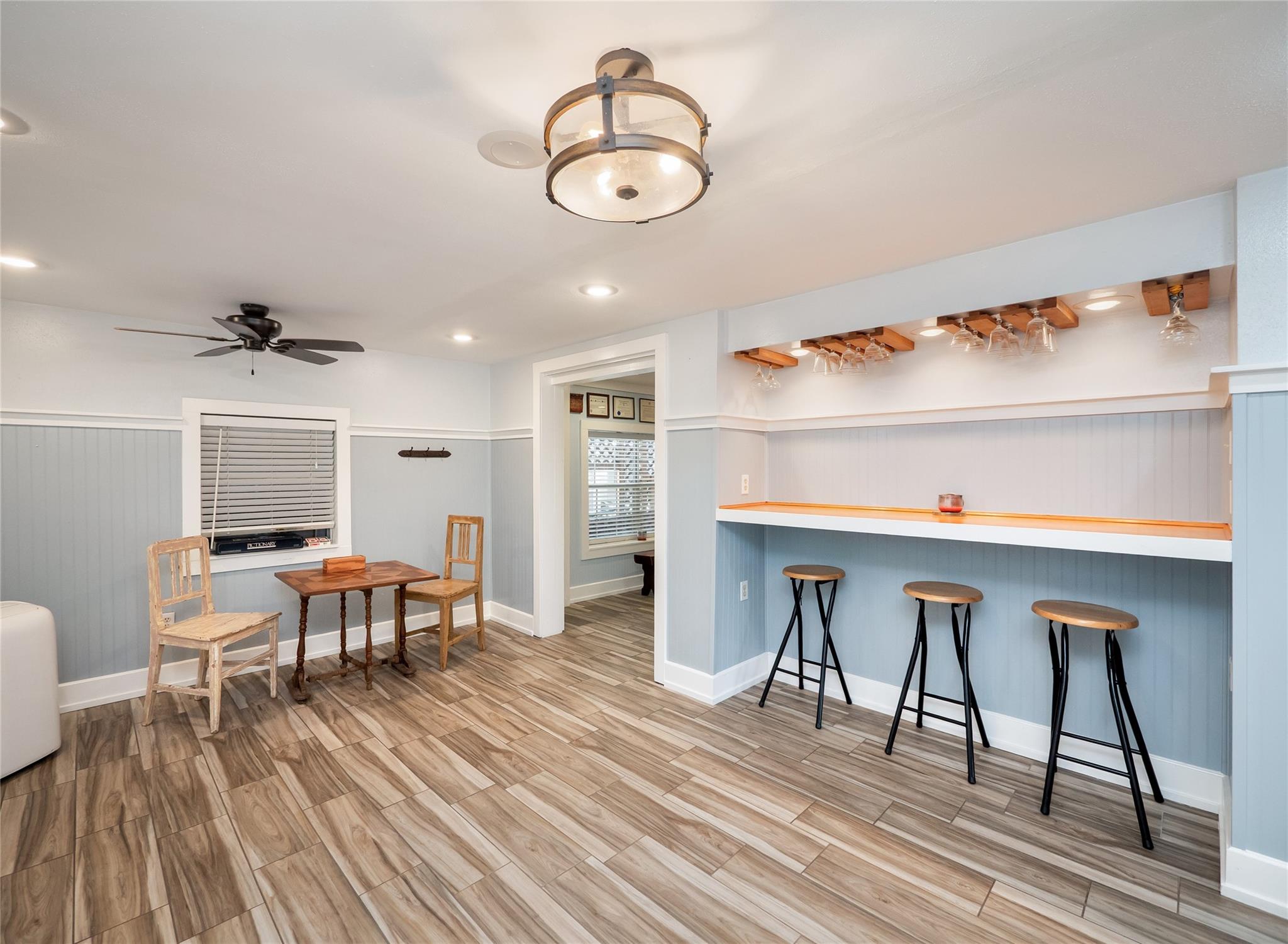 331 Grandview Dr, Horseshoe Bay, TX 78657