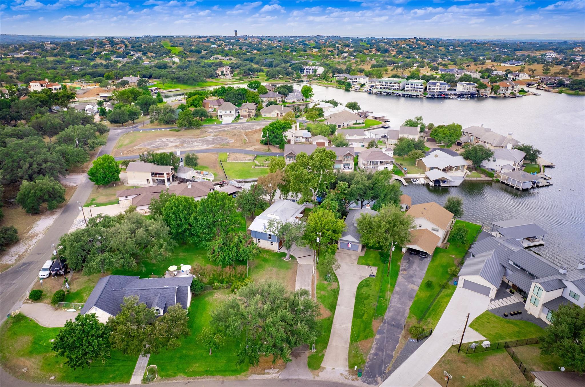 331 Grandview Dr, Horseshoe Bay, TX 78657