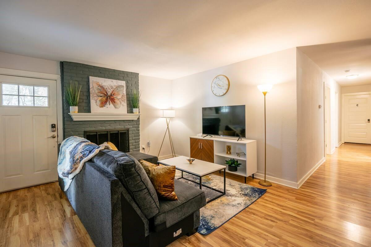 2603 Parker Ln # A, Austin, TX 78741