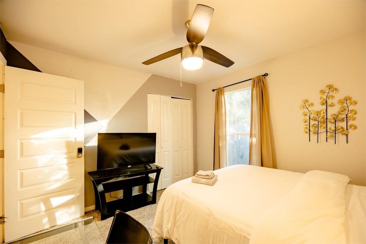 2603 Parker Ln # B, Austin, TX 78741