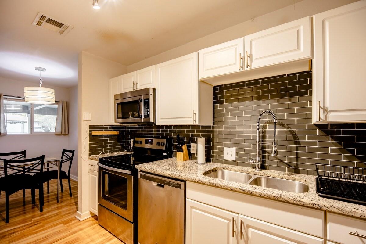 2603 Parker Ln # B, Austin, TX 78741