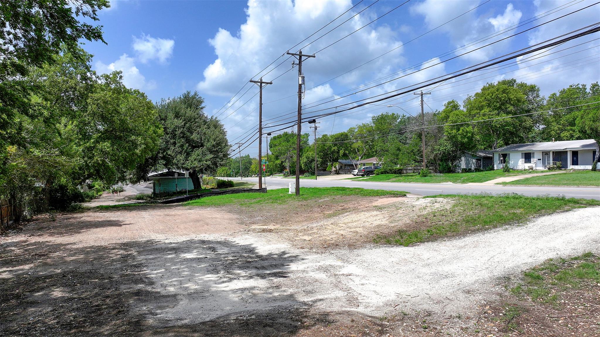 506 Clover Ct, Austin, TX 78745