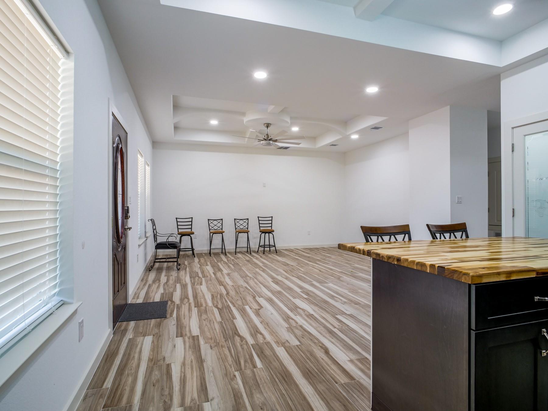 1006 Garfield Dr, Granite Shoals, TX 78654