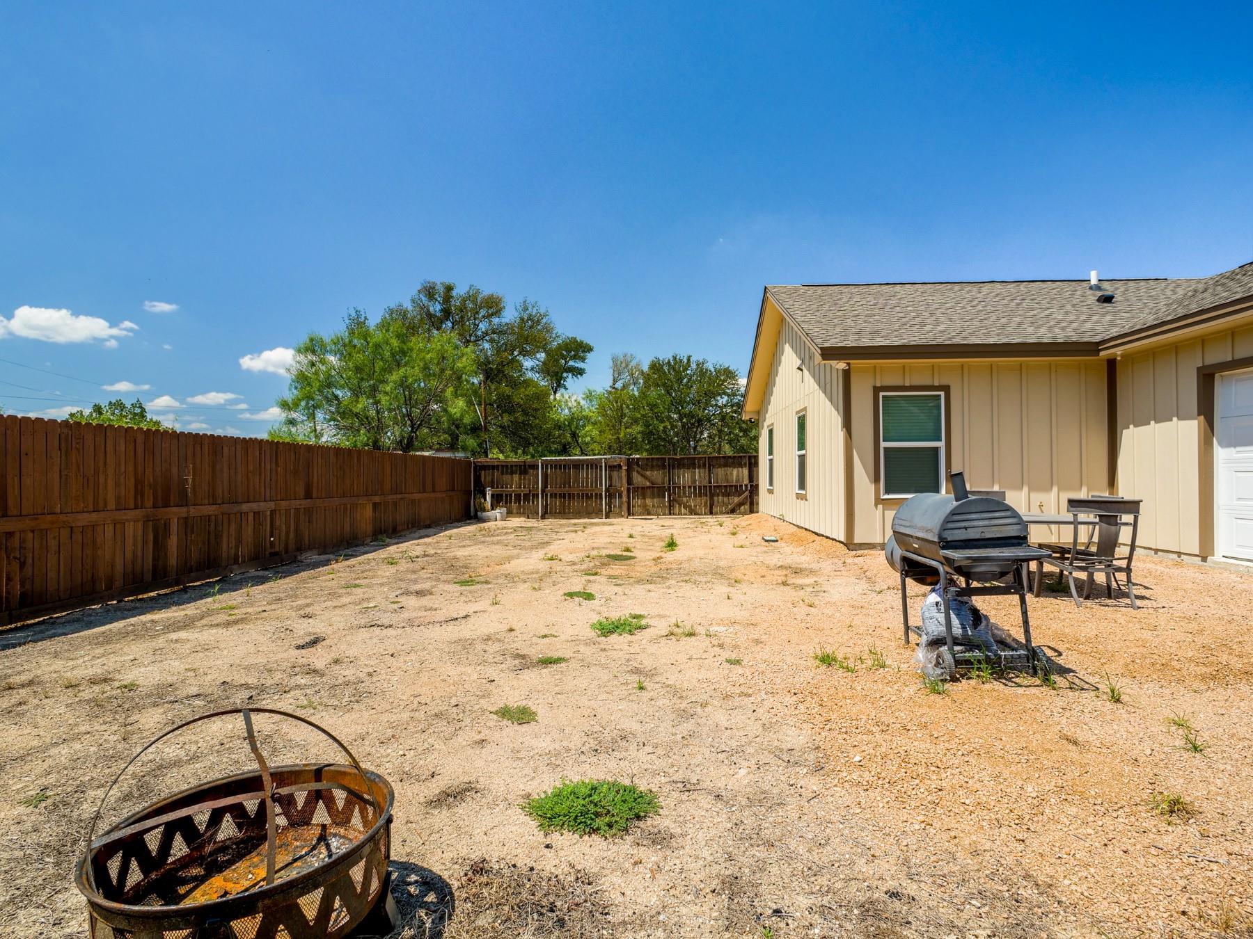 1006 Garfield Dr, Granite Shoals, TX 78654