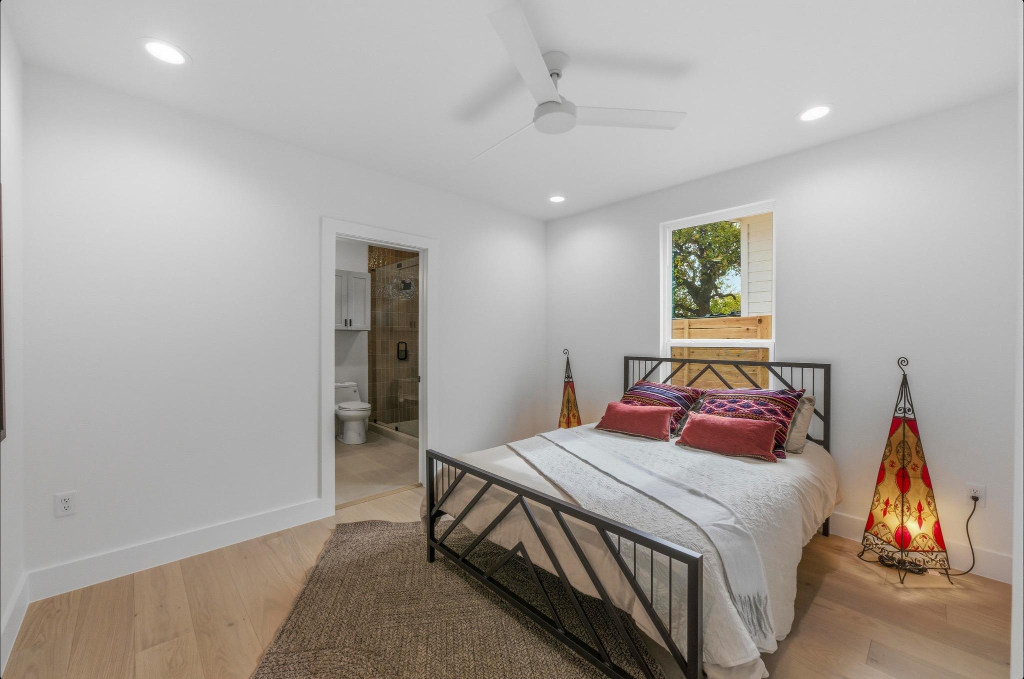 1199 Coleto St, Austin, TX 78702