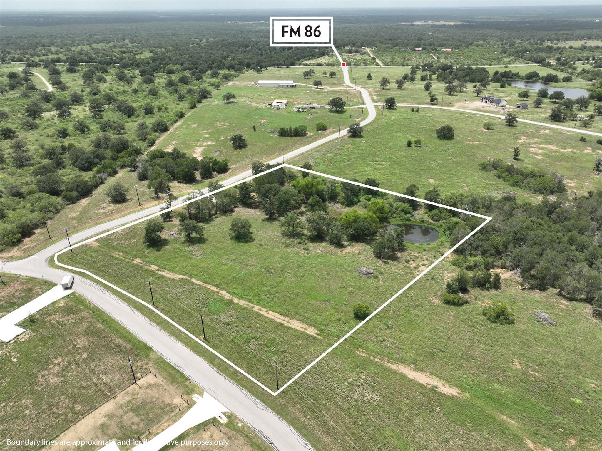 180 Sunny Day Dr, Red Rock, TX 78662