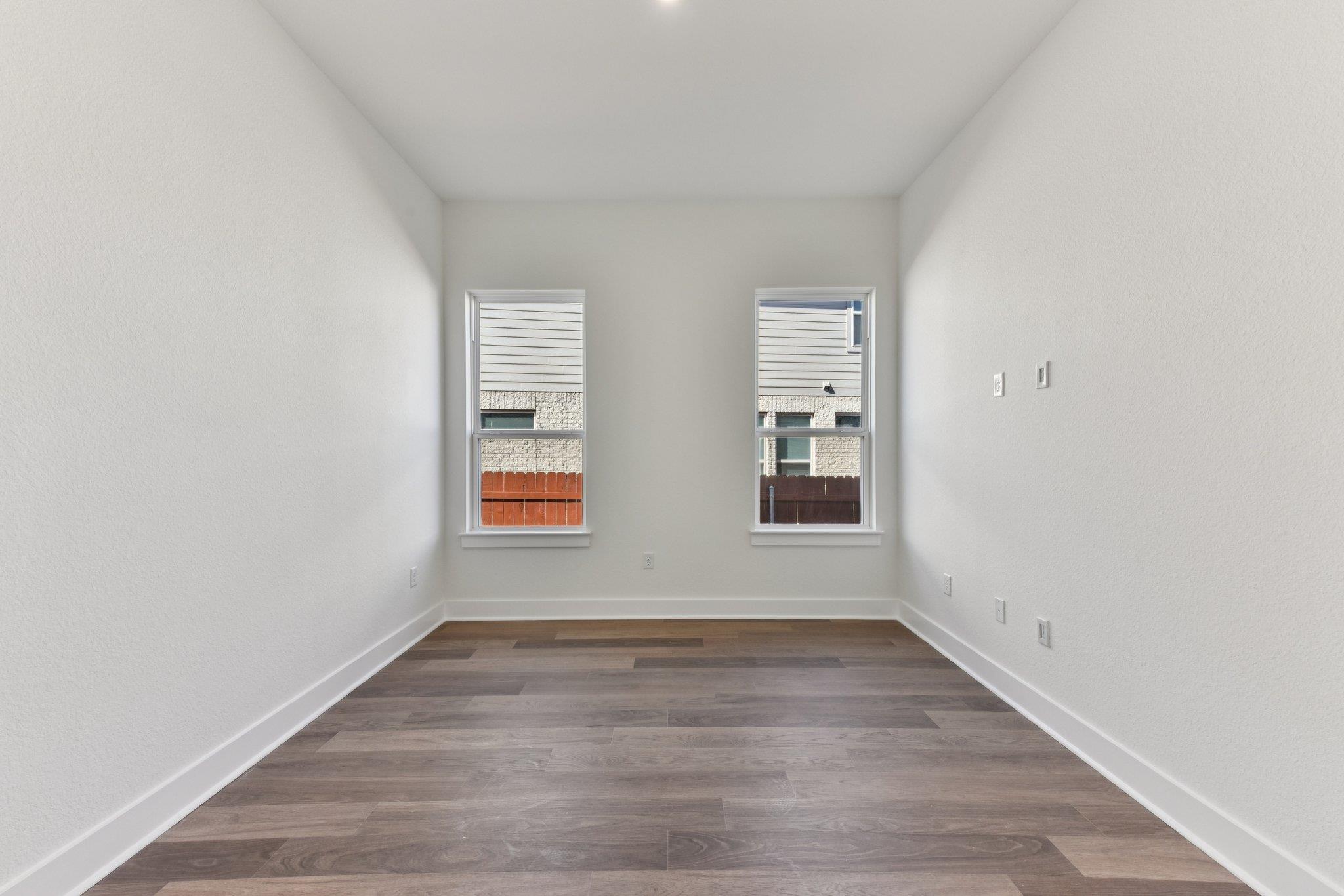 1242 Robin Trl, Round Rock, TX 78681