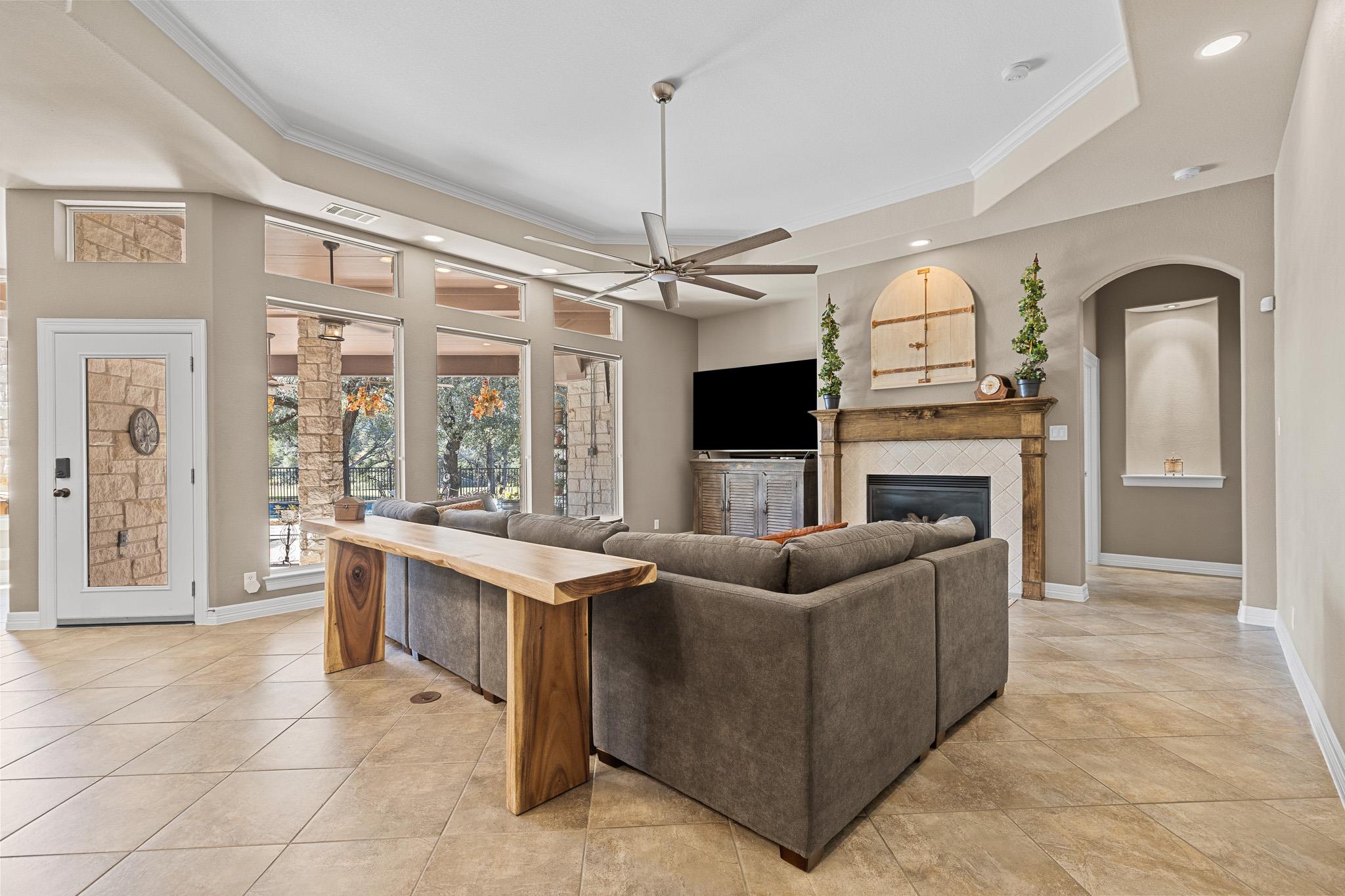 9512 Palmbrook Dr, Austin, TX 78717