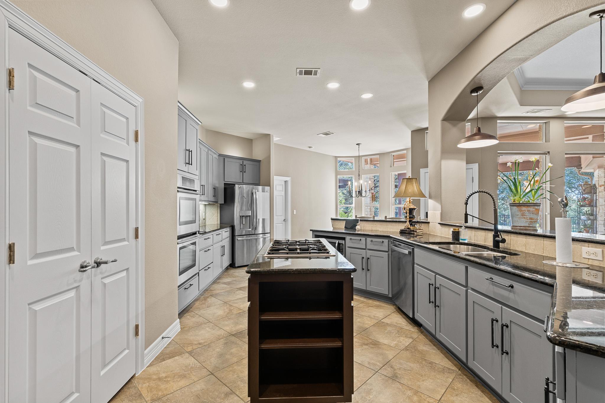 9512 Palmbrook Dr, Austin, TX 78717