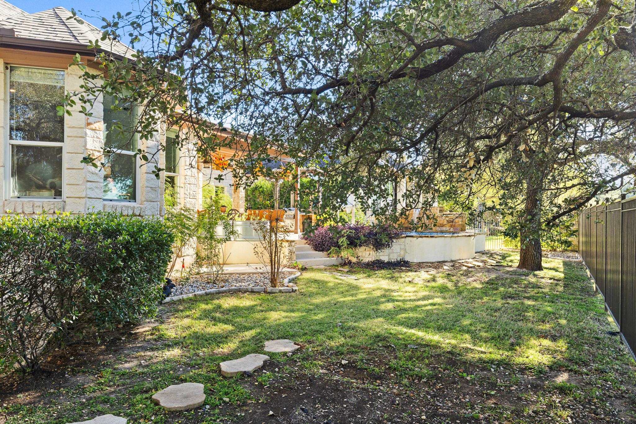 9512 Palmbrook Dr, Austin, TX 78717