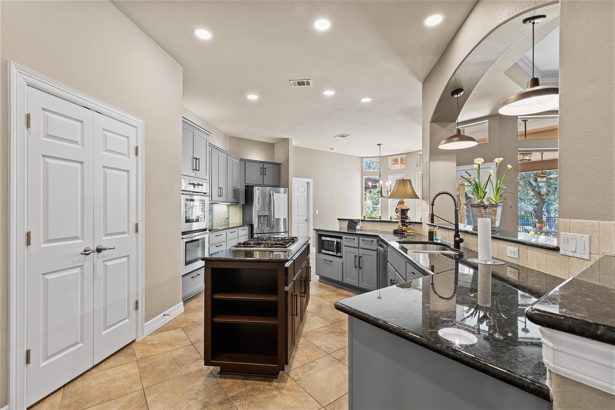 9512 Palmbrook Dr, Austin, TX 78717