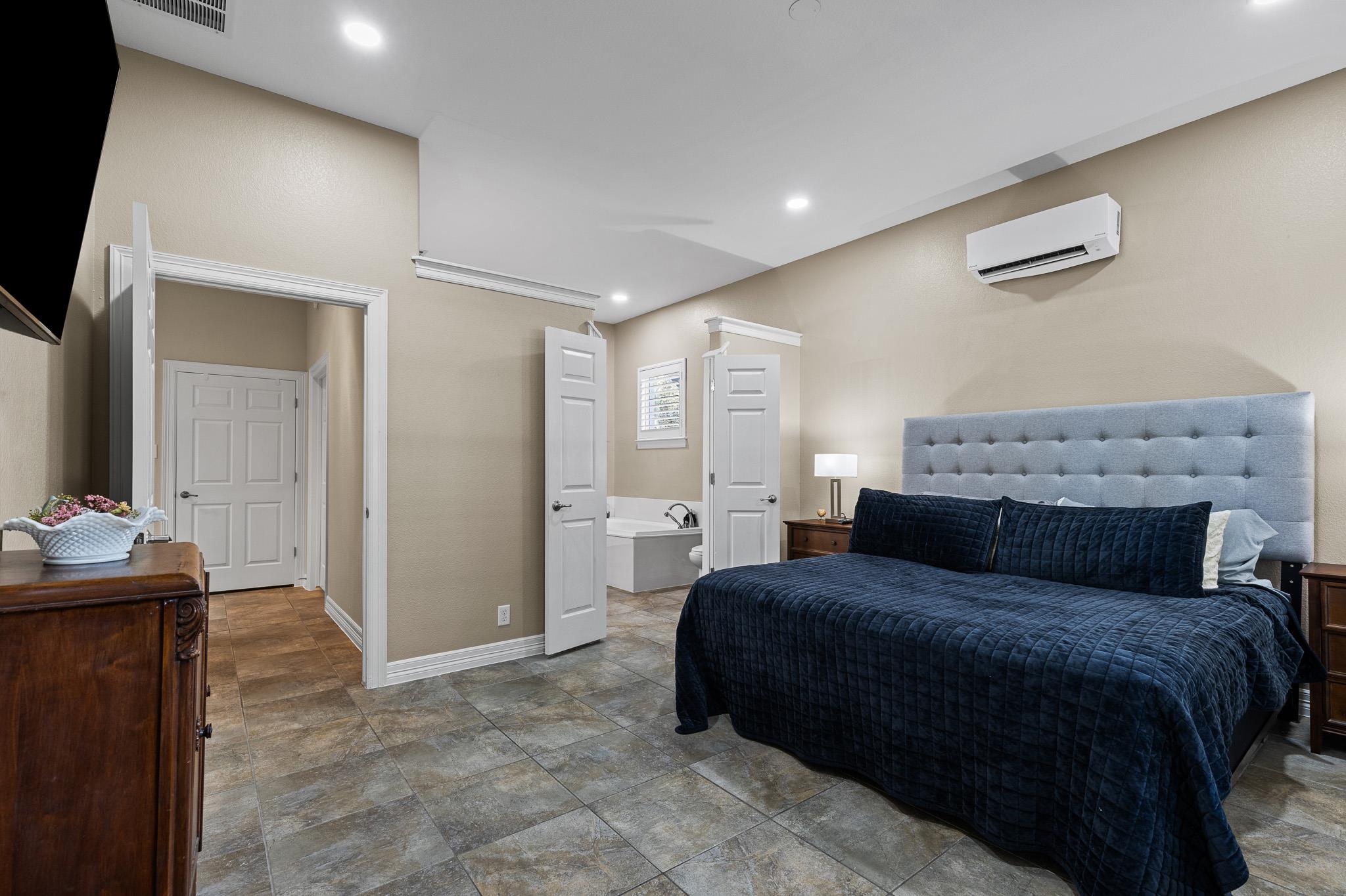 9512 Palmbrook Dr, Austin, TX 78717