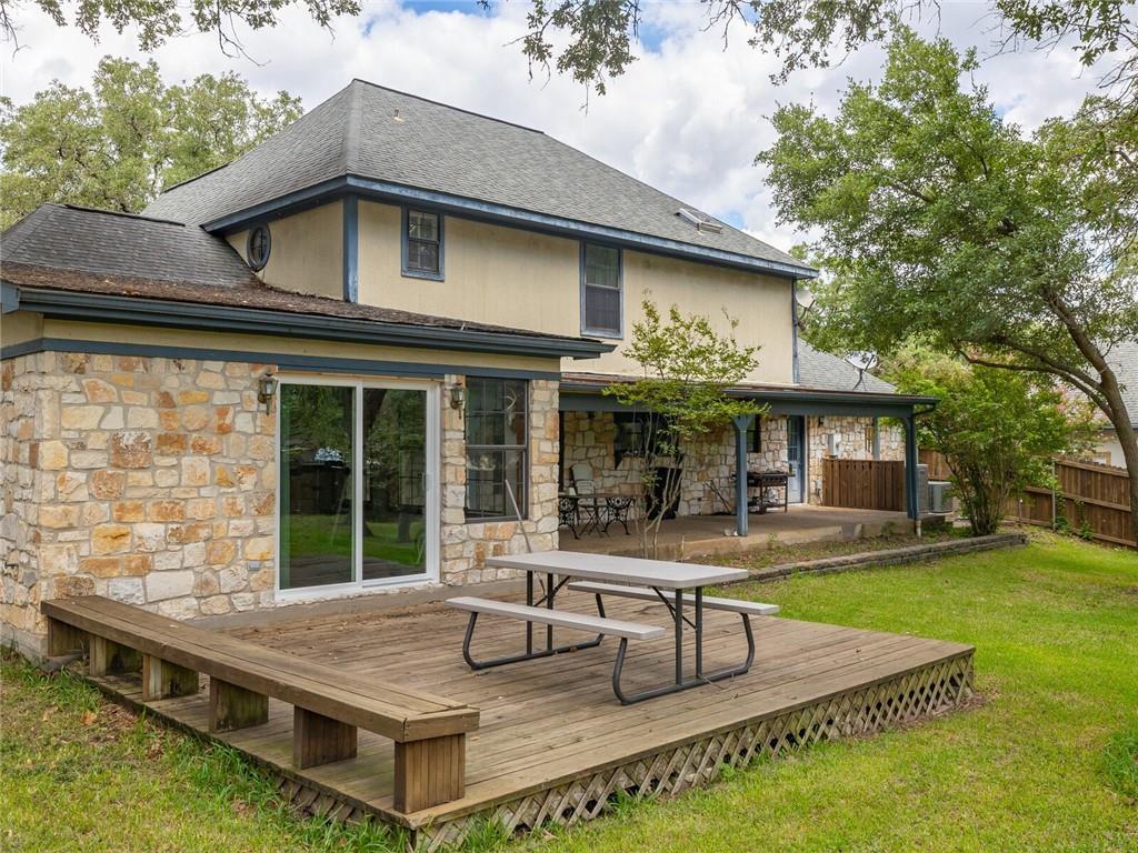 1903 Yokley Rd, Rockdale, TX 76567