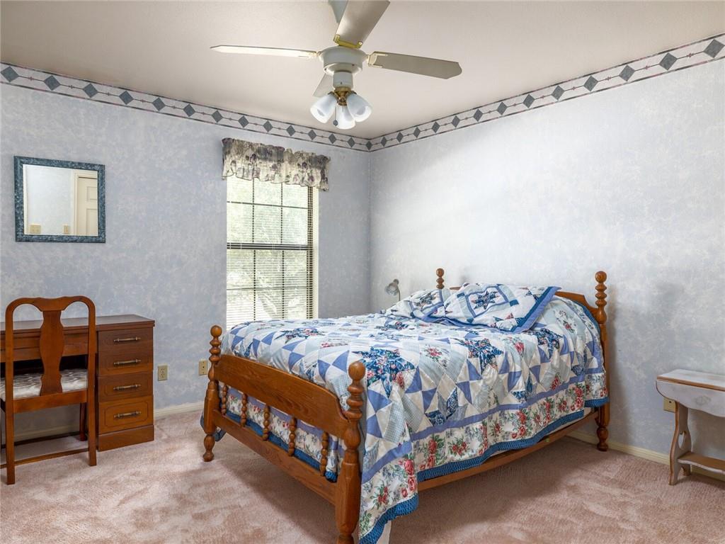 1903 Yokley Rd, Rockdale, TX 76567