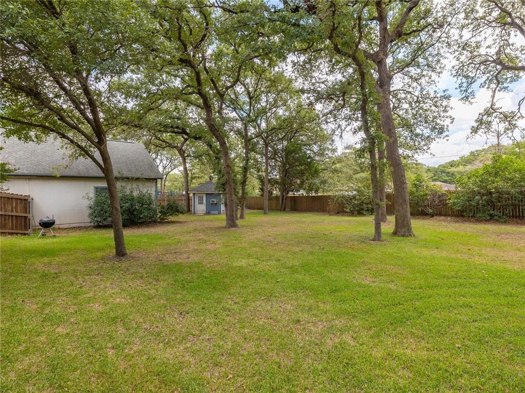 1903 Yokley Rd, Rockdale, TX 76567
