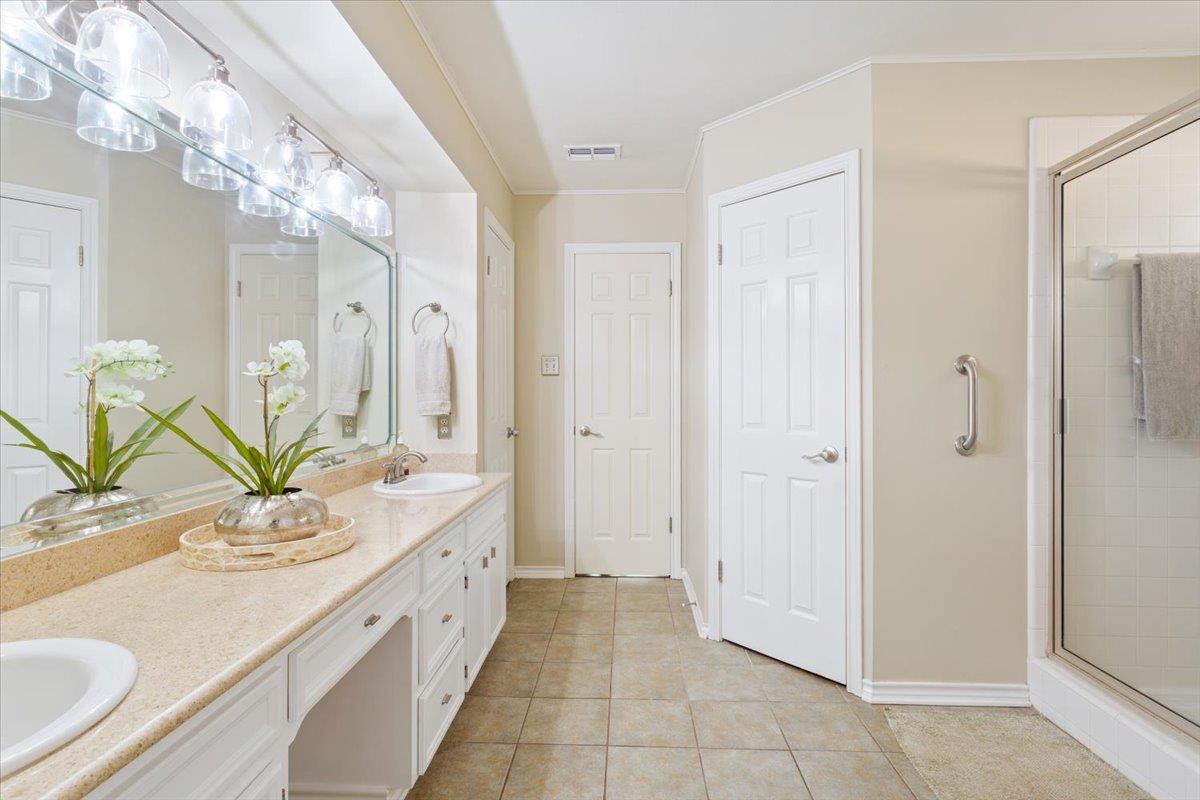 2217 Stagecoach Trl, Temple, TX 76502