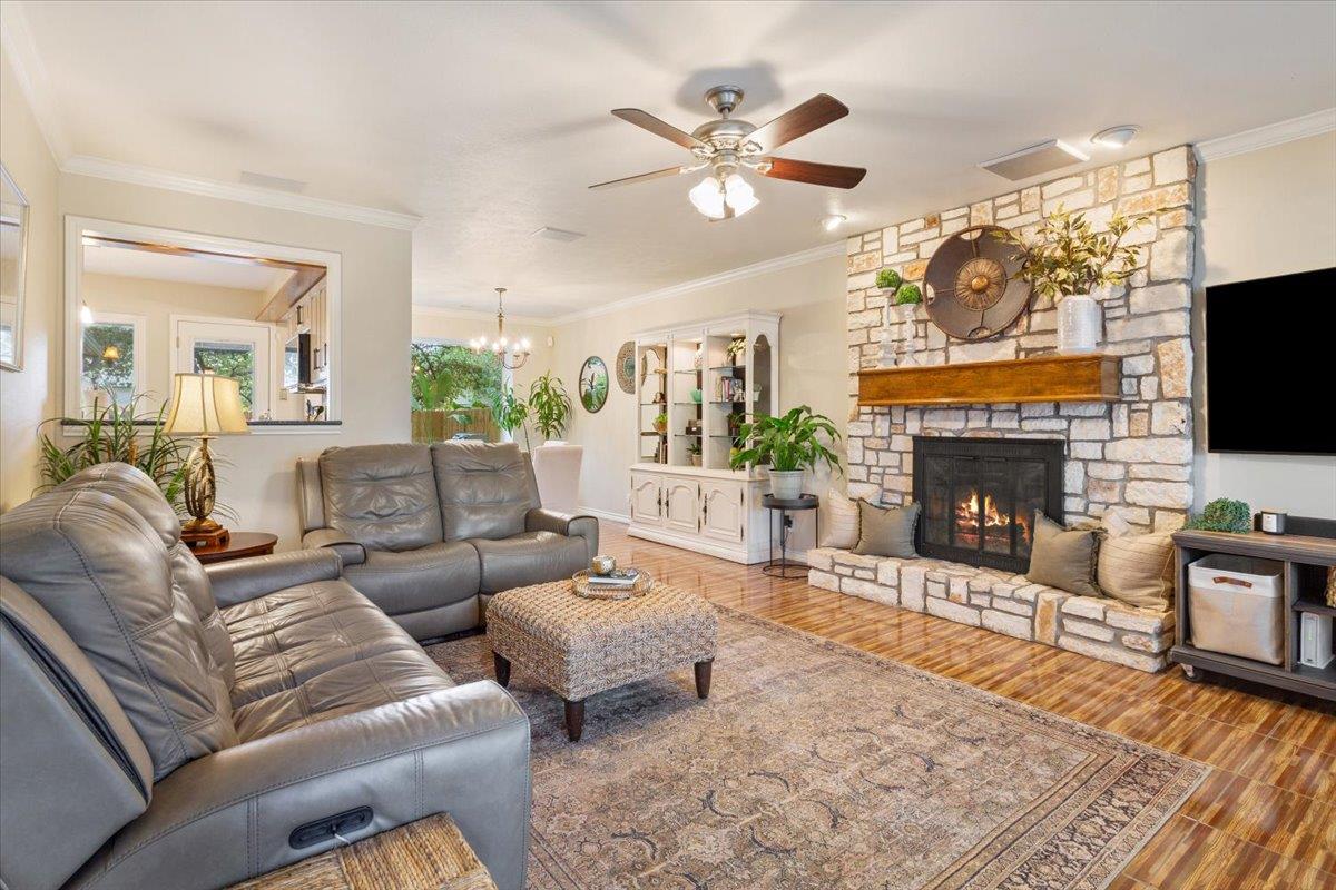 2217 Stagecoach Trl, Temple, TX 76502