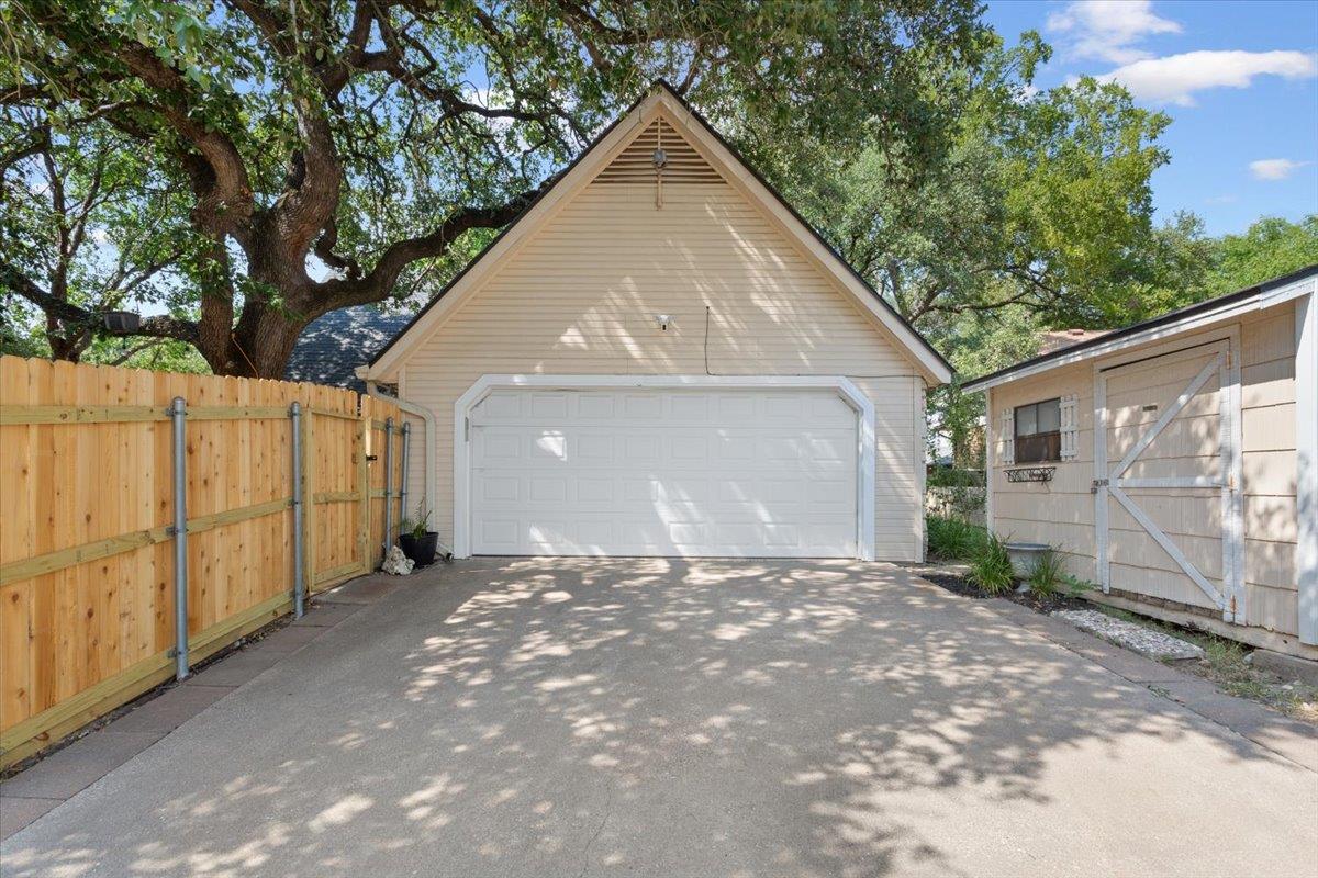 2217 Stagecoach Trl, Temple, TX 76502