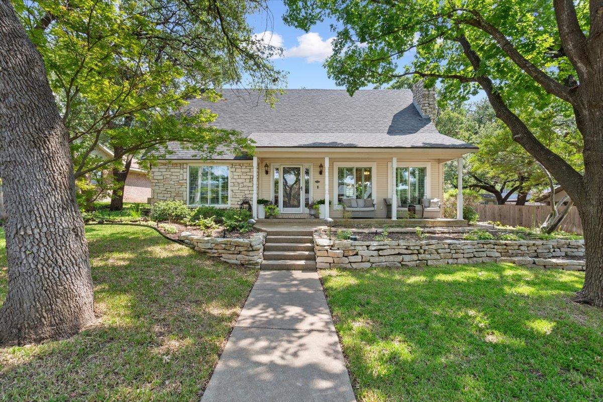 2217 Stagecoach Trl, Temple, TX 76502