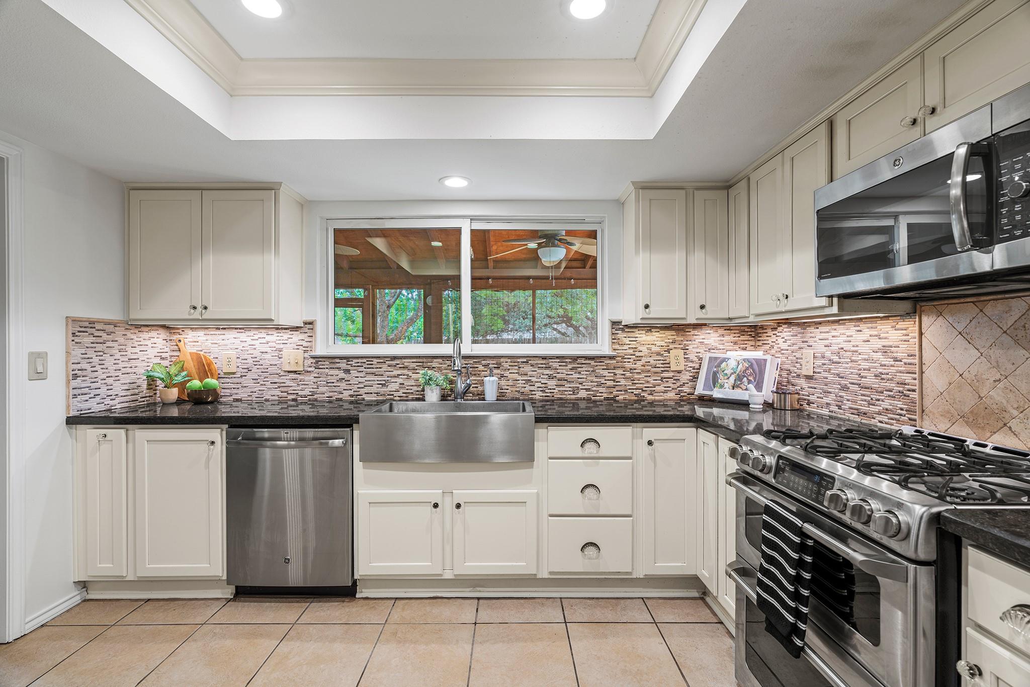 105 Tallwood Dr, Georgetown, TX 78628