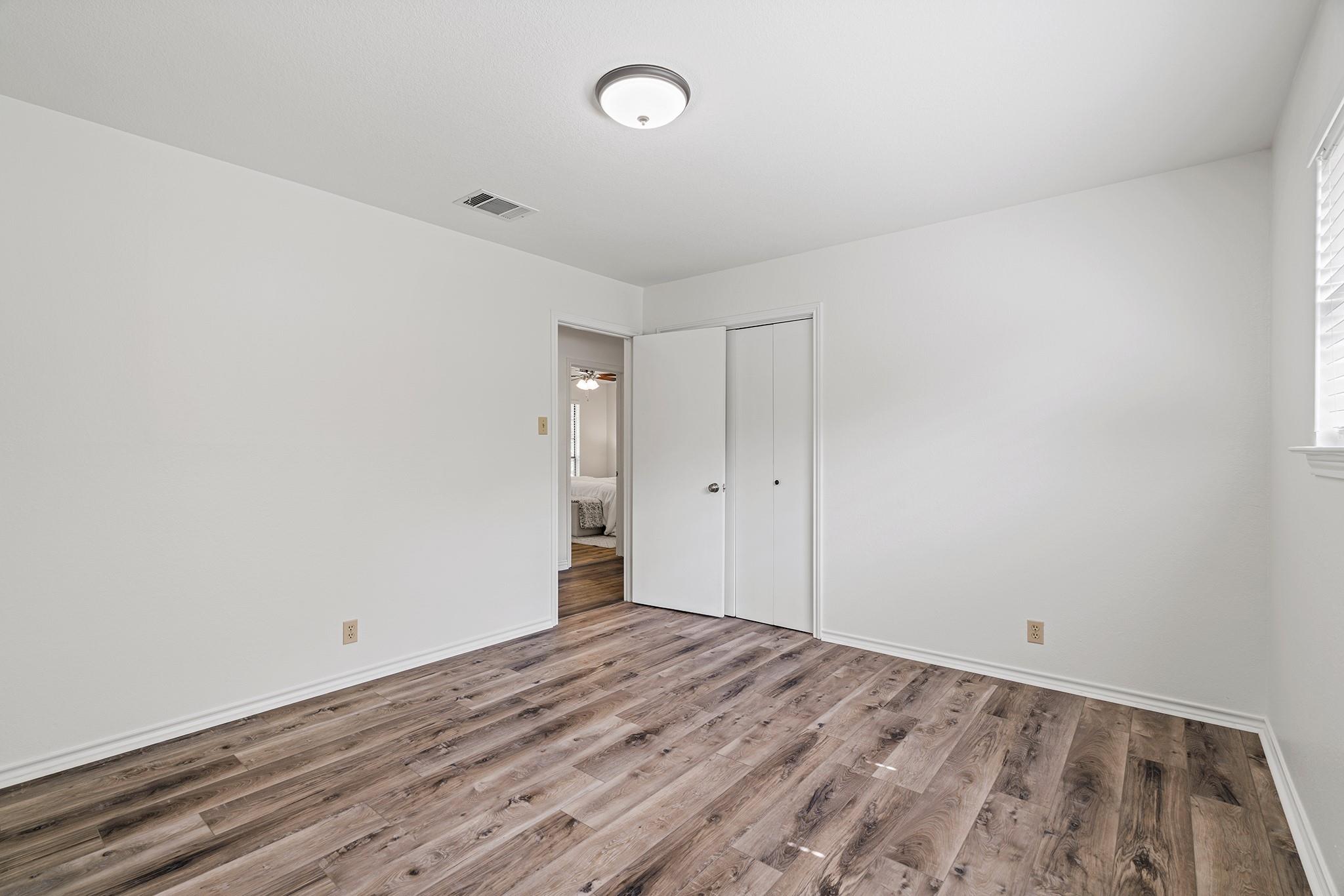 105 Tallwood Dr, Georgetown, TX 78628