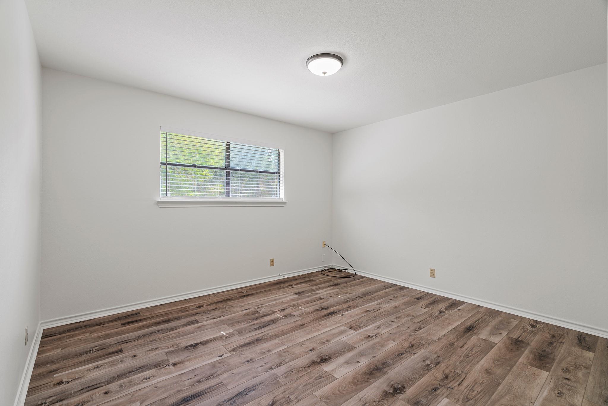 105 Tallwood Dr, Georgetown, TX 78628