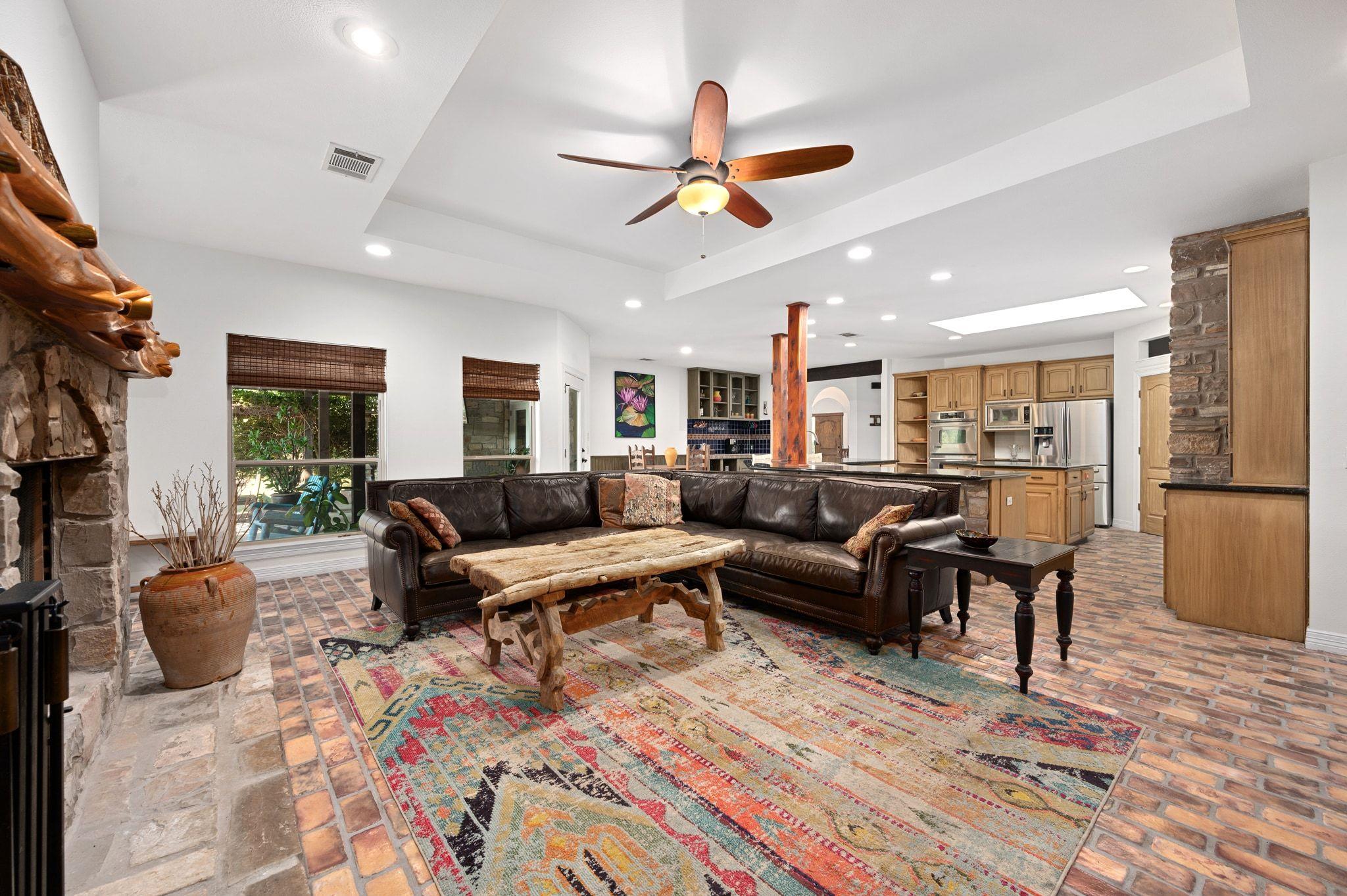 368 Courtnees Way, Georgetown, TX 78626