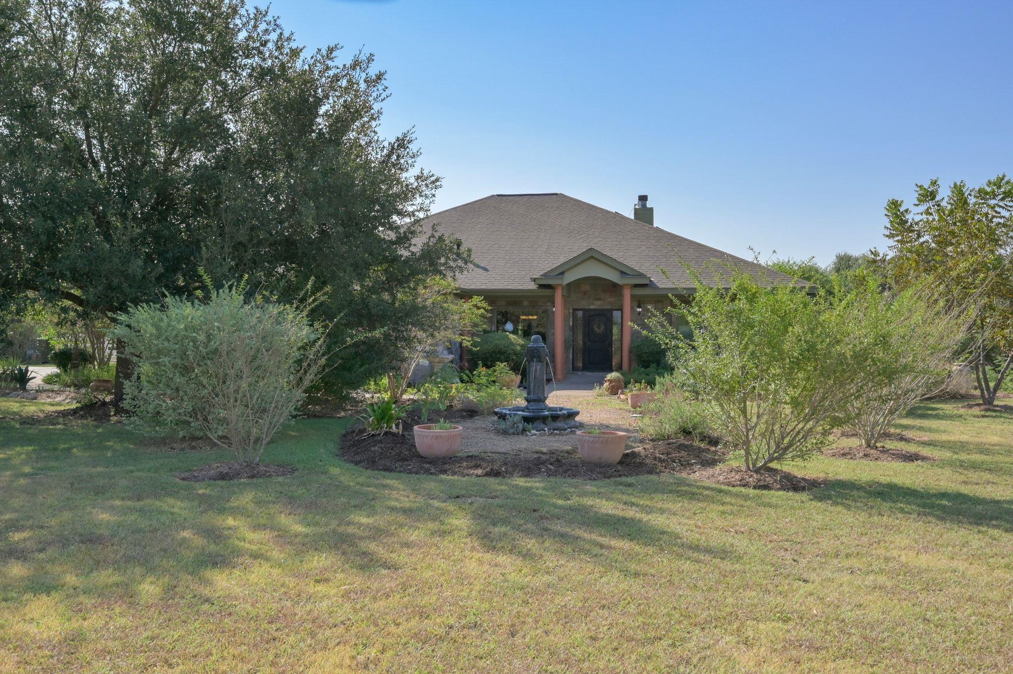 368 Courtnees Way, Georgetown, TX 78626