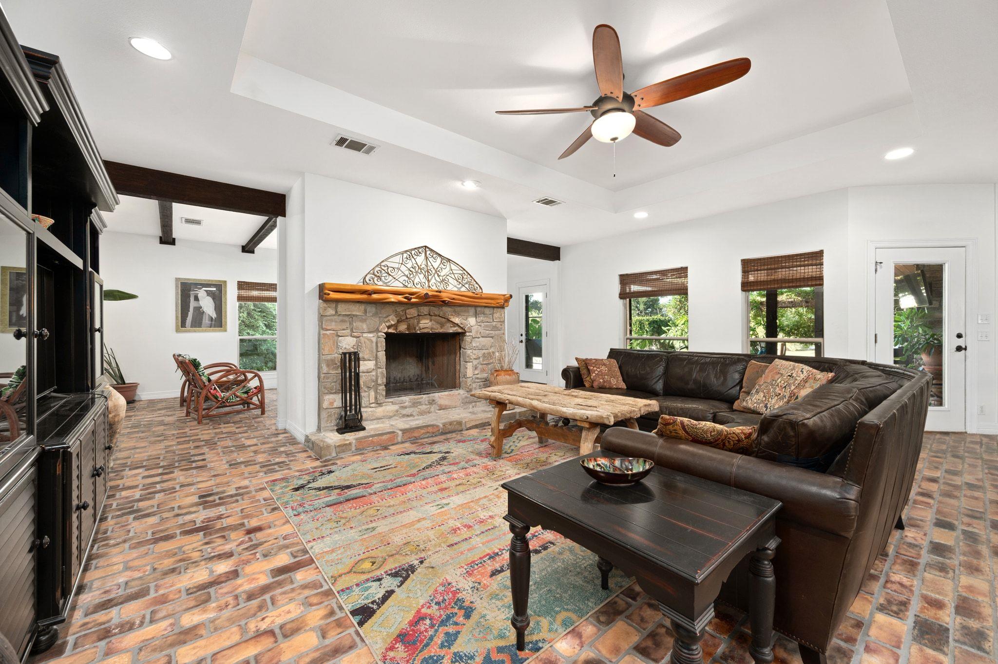 368 Courtnees Way, Georgetown, TX 78626