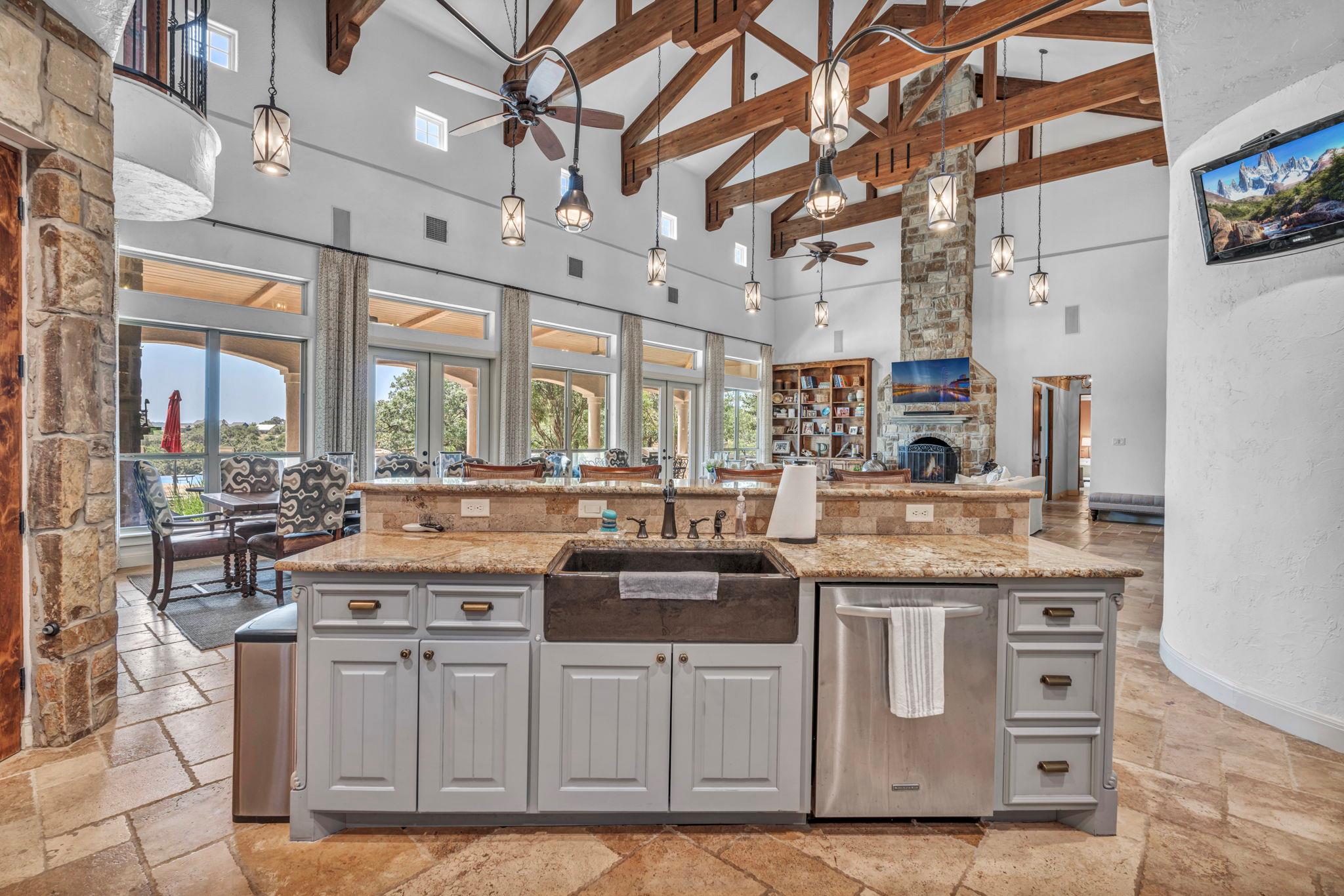 138 Serene St, Spring Branch, TX 78070