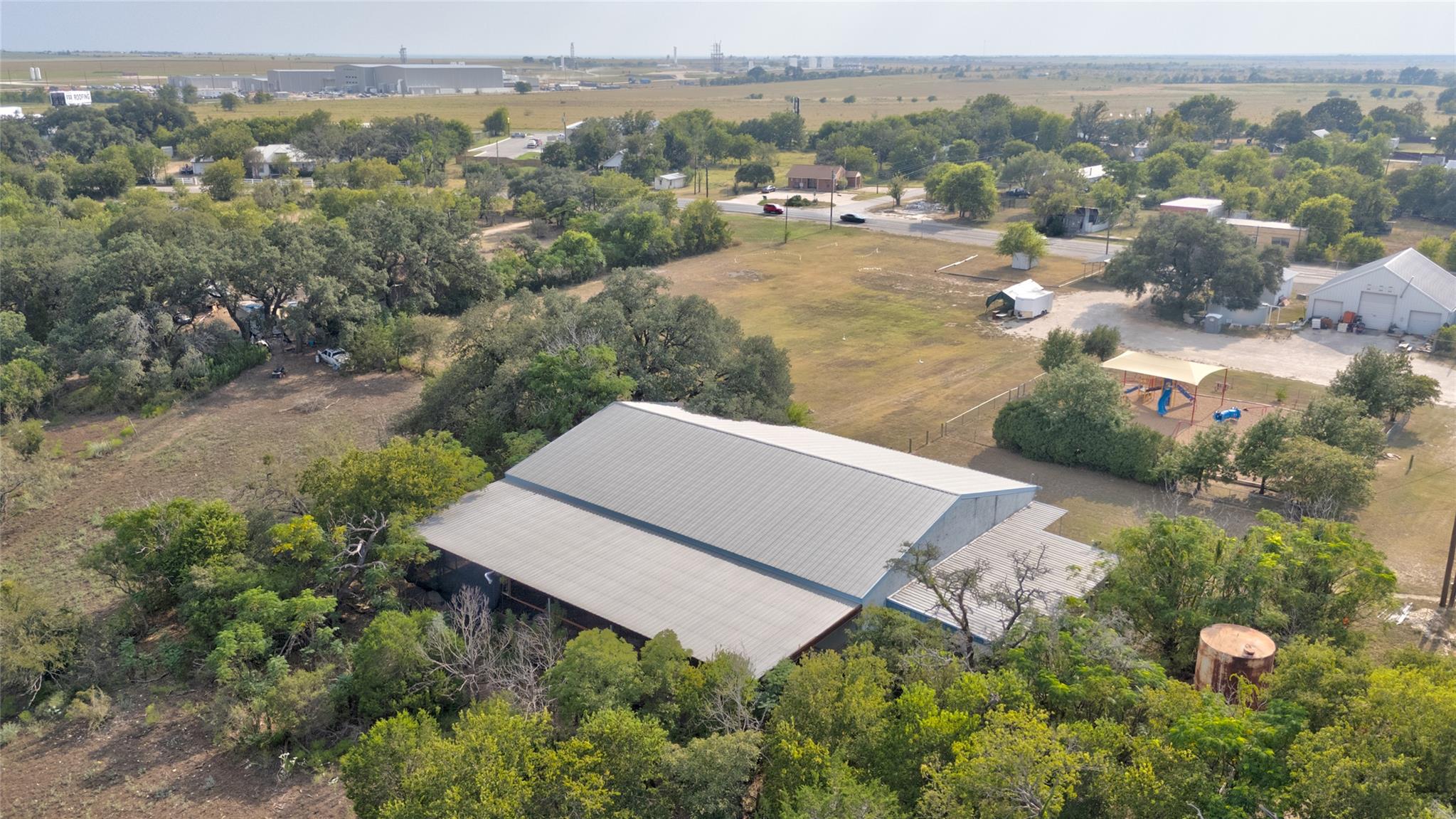 211 Loop 308, Briggs, TX 78608