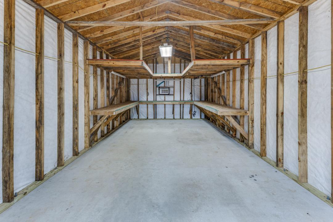 168 River Oaks Dr, Cedar Creek, TX 78612