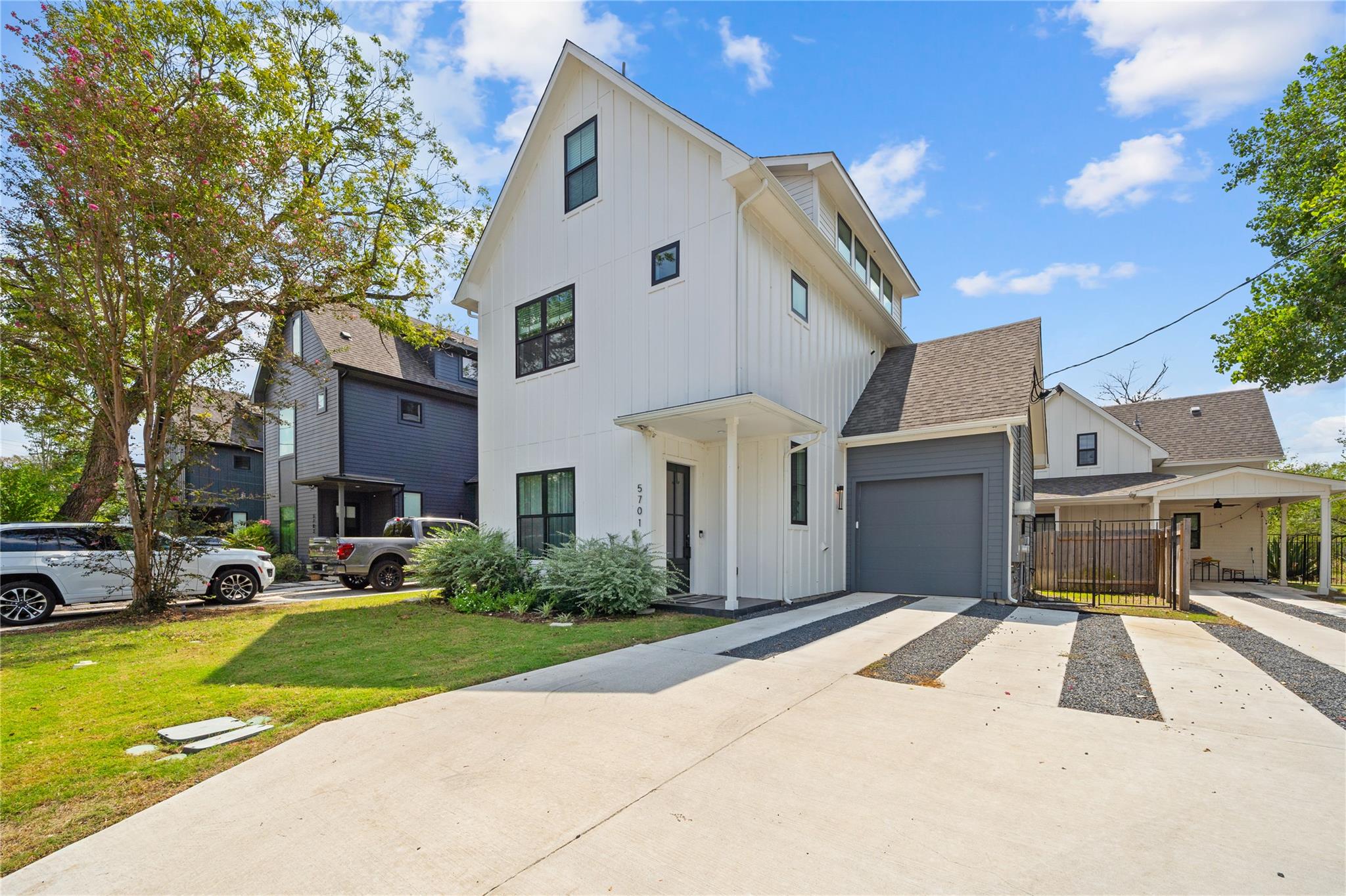 5701 Tura Ln # 1, Austin, TX 78721