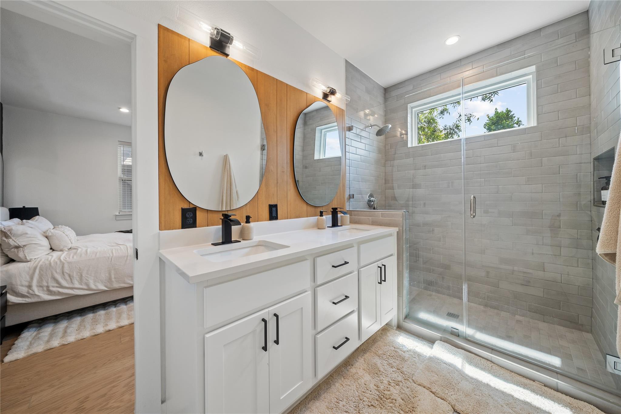 5701 Tura Ln # 1, Austin, TX 78721