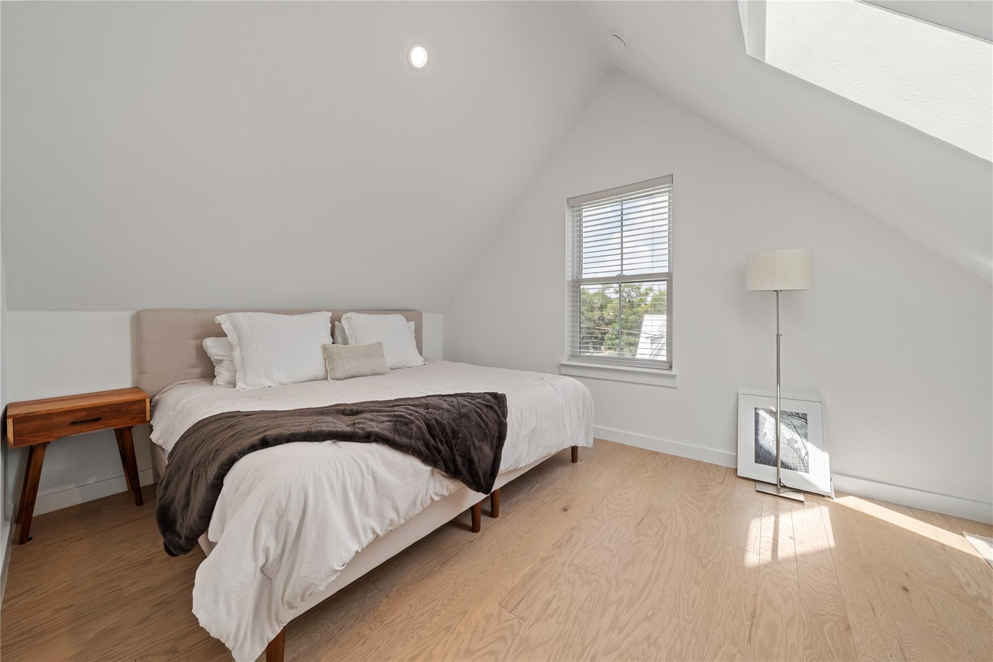 5701 Tura Ln # 1, Austin, TX 78721