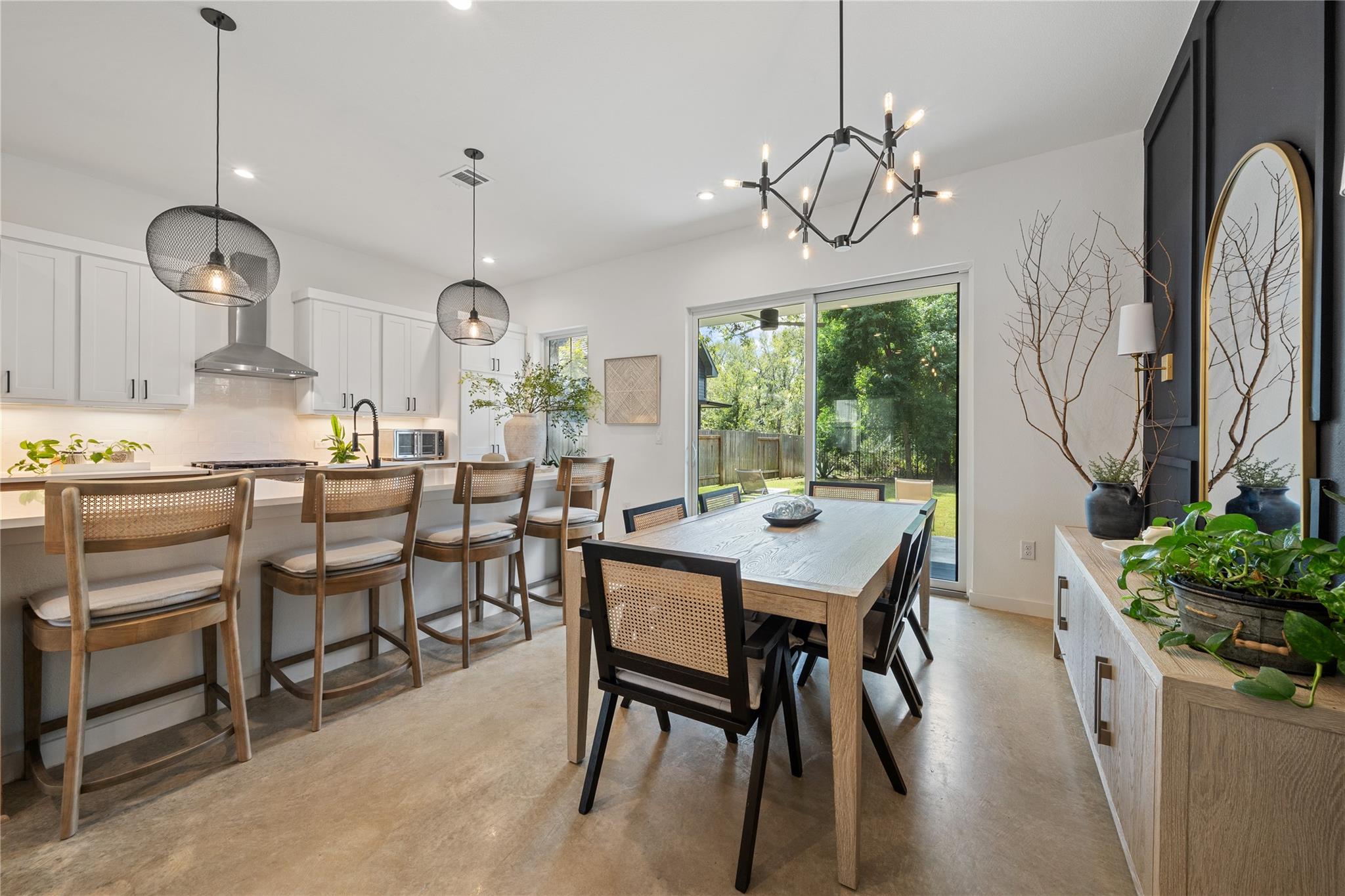 5701 Tura Ln # 1, Austin, TX 78721