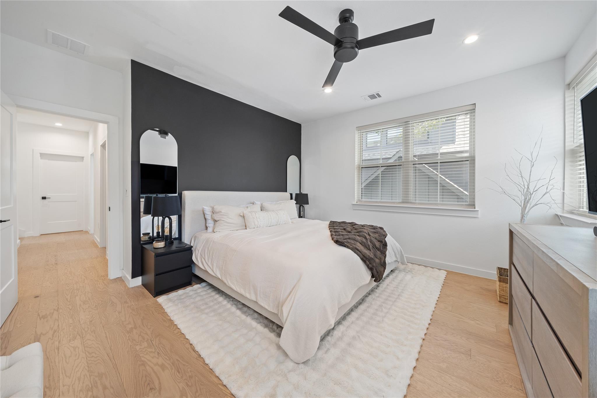 5701 Tura Ln # 1, Austin, TX 78721