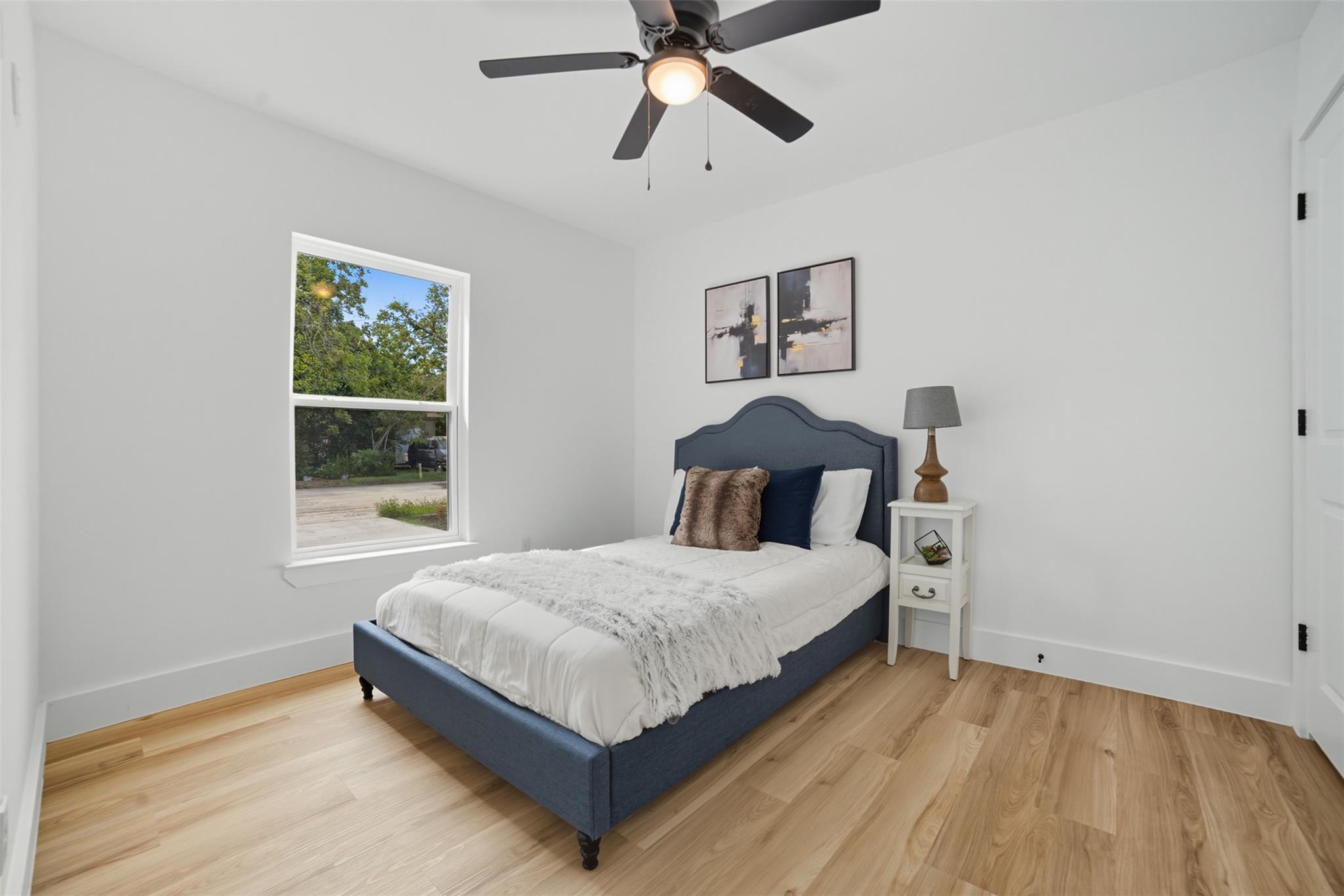 711 Fir Ln, Lockhart, TX 78644