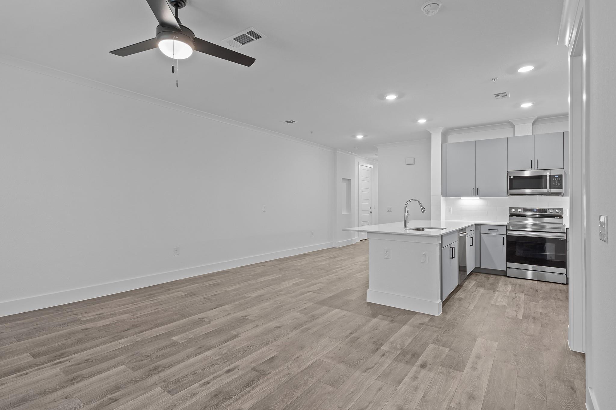 1664 Hillside Terrace # 1112, Buda, TX 78610