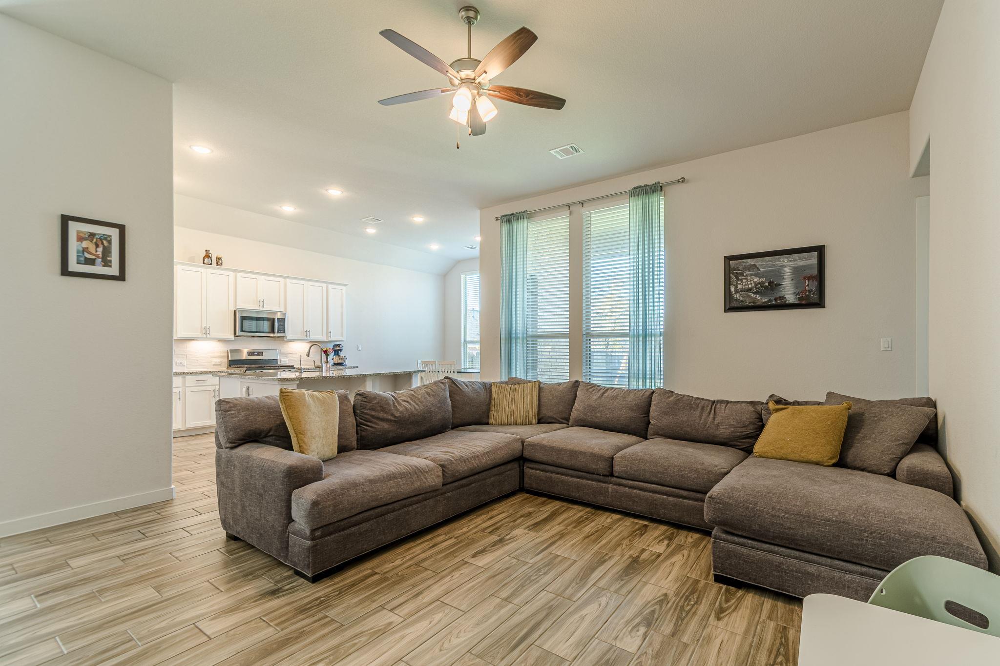 148 Emerald Green Rd, San Marcos, TX 78666