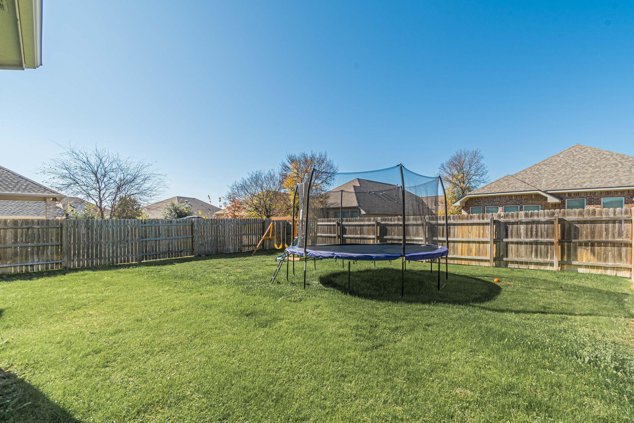 148 Emerald Green Rd, San Marcos, TX 78666