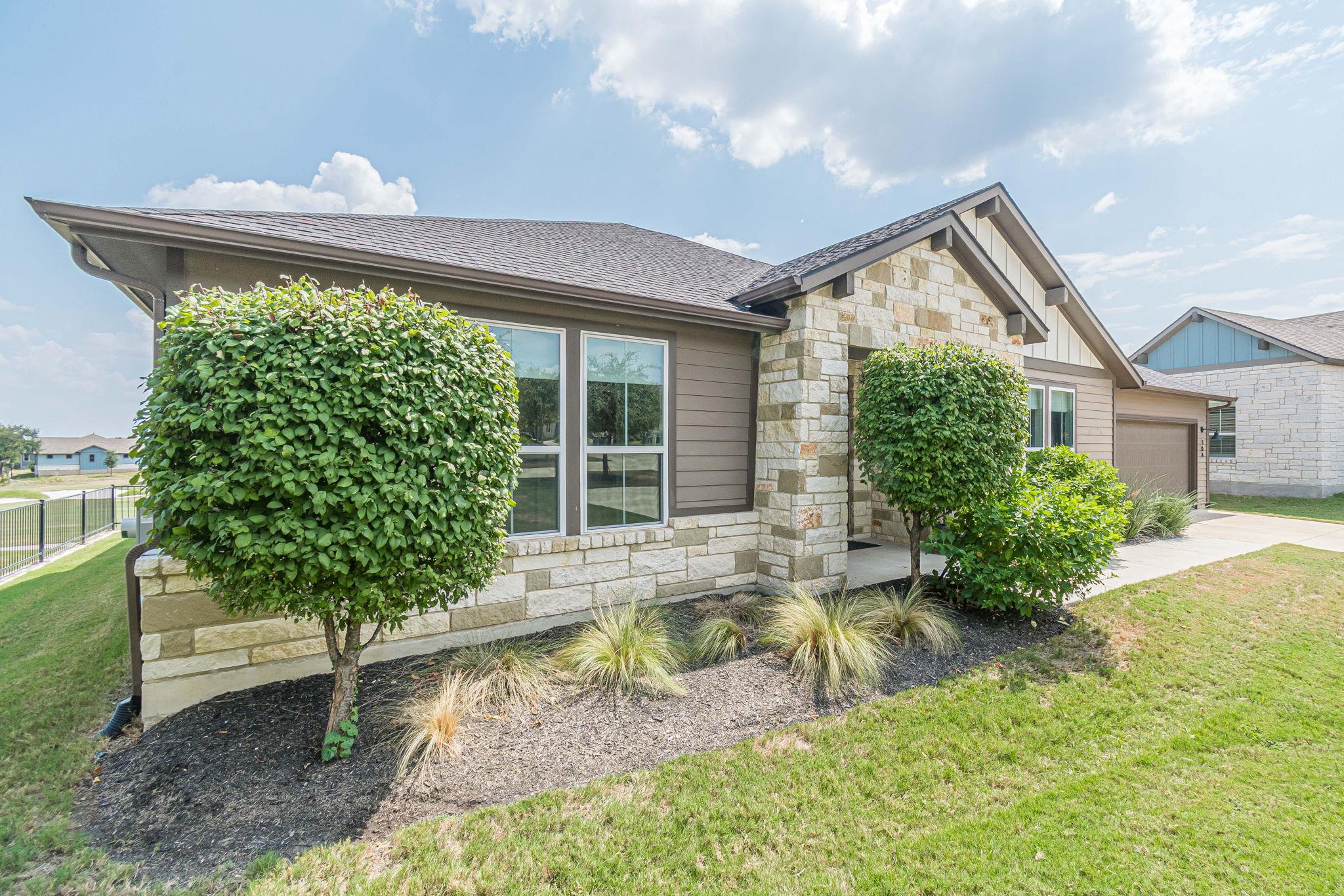 318 Dancing Oak Ln # 104, San Marcos, TX 78666