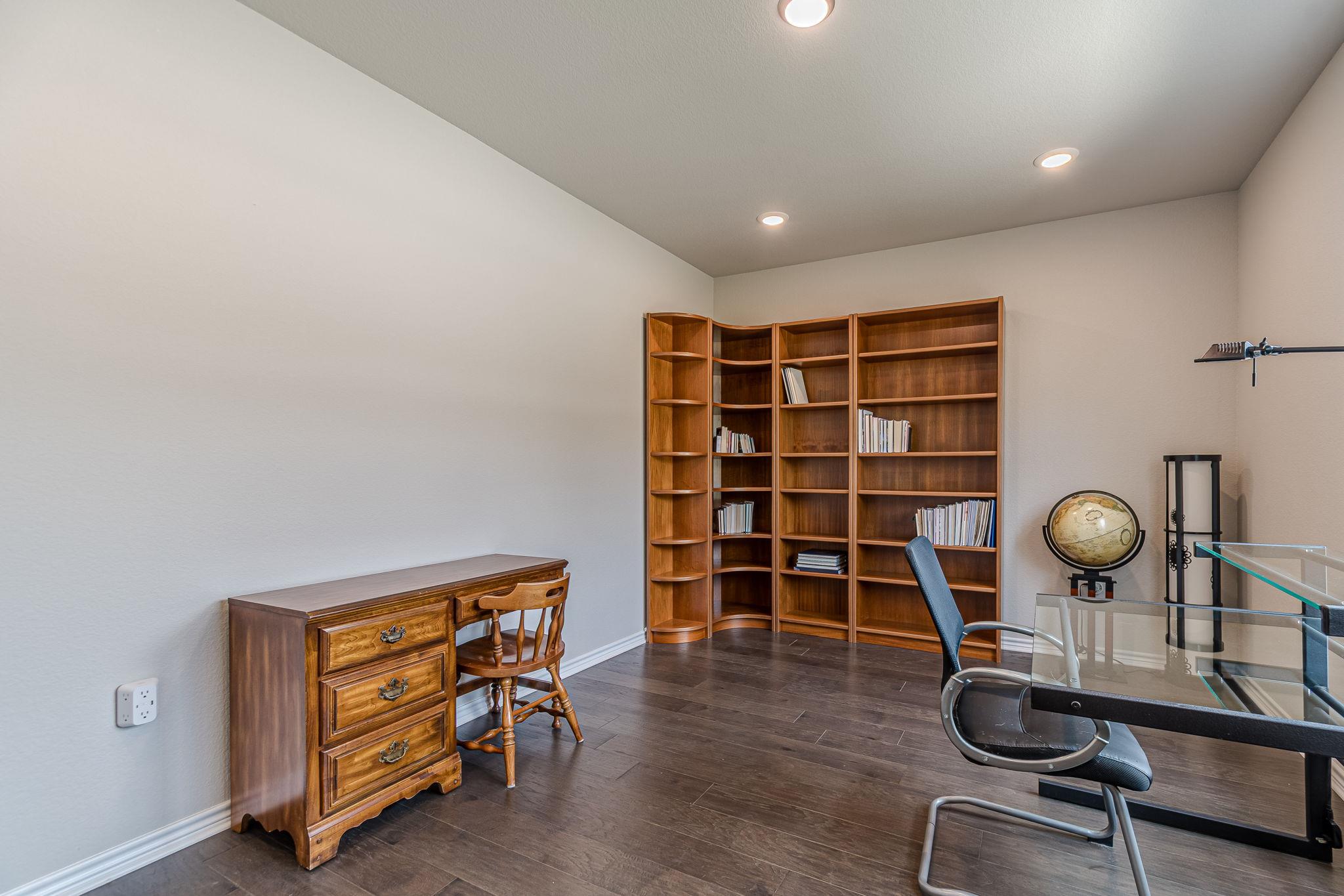 318 Dancing Oak Ln # 104, San Marcos, TX 78666