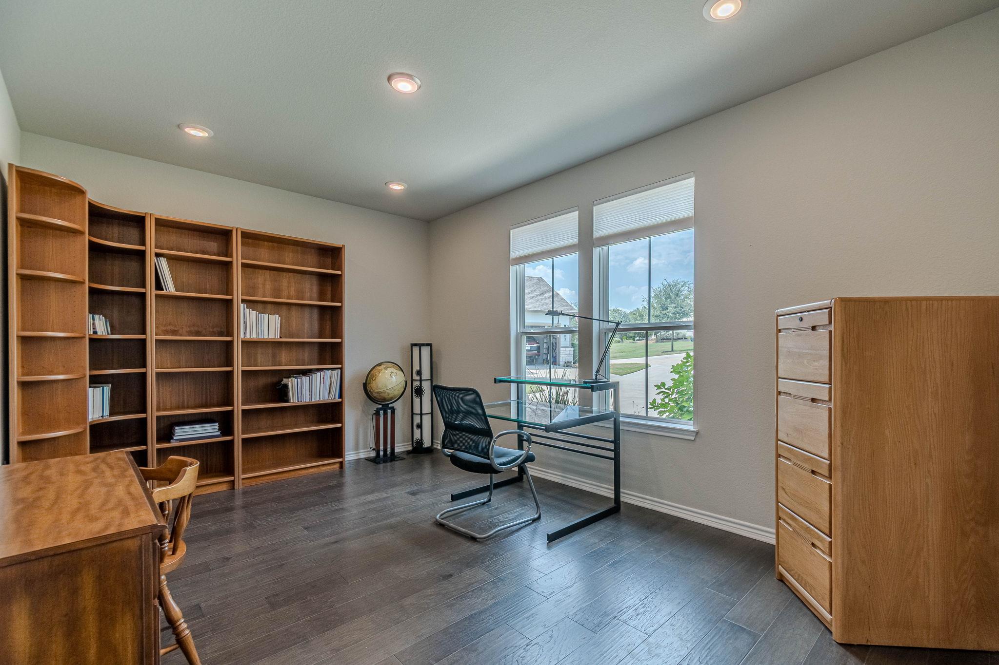 318 Dancing Oak Ln # 104, San Marcos, TX 78666