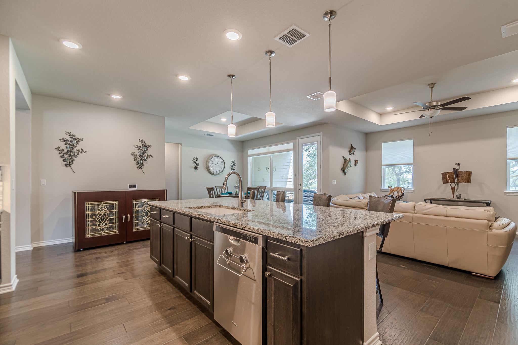 318 Dancing Oak Ln # 104, San Marcos, TX 78666