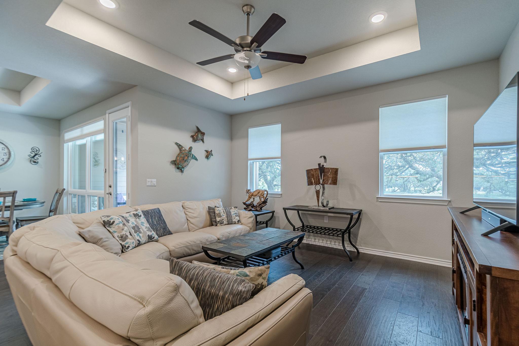 318 Dancing Oak Ln # 104, San Marcos, TX 78666