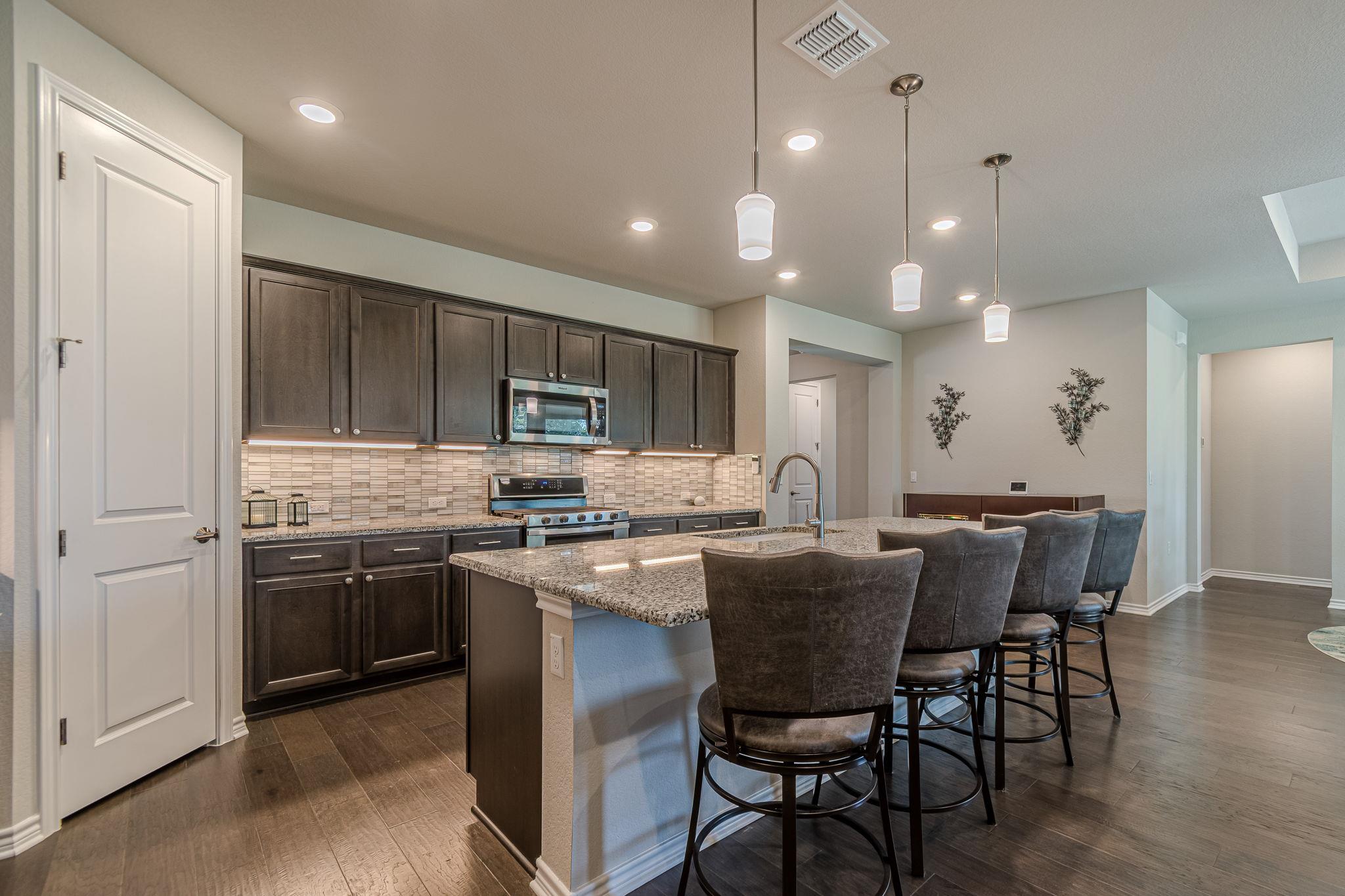 318 Dancing Oak Ln # 104, San Marcos, TX 78666