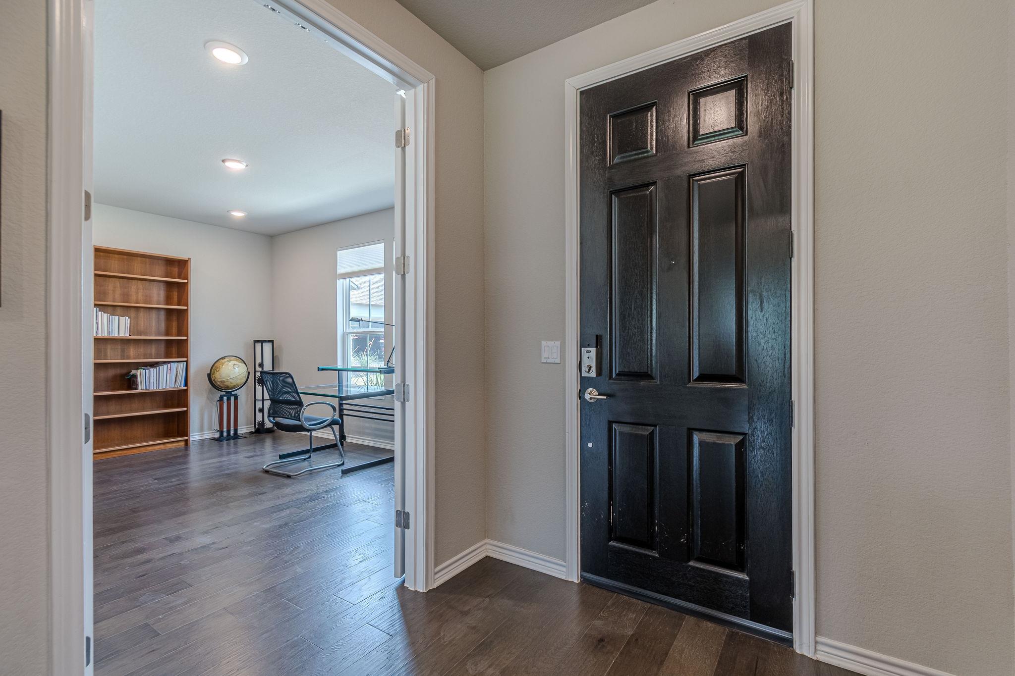 318 Dancing Oak Ln # 104, San Marcos, TX 78666