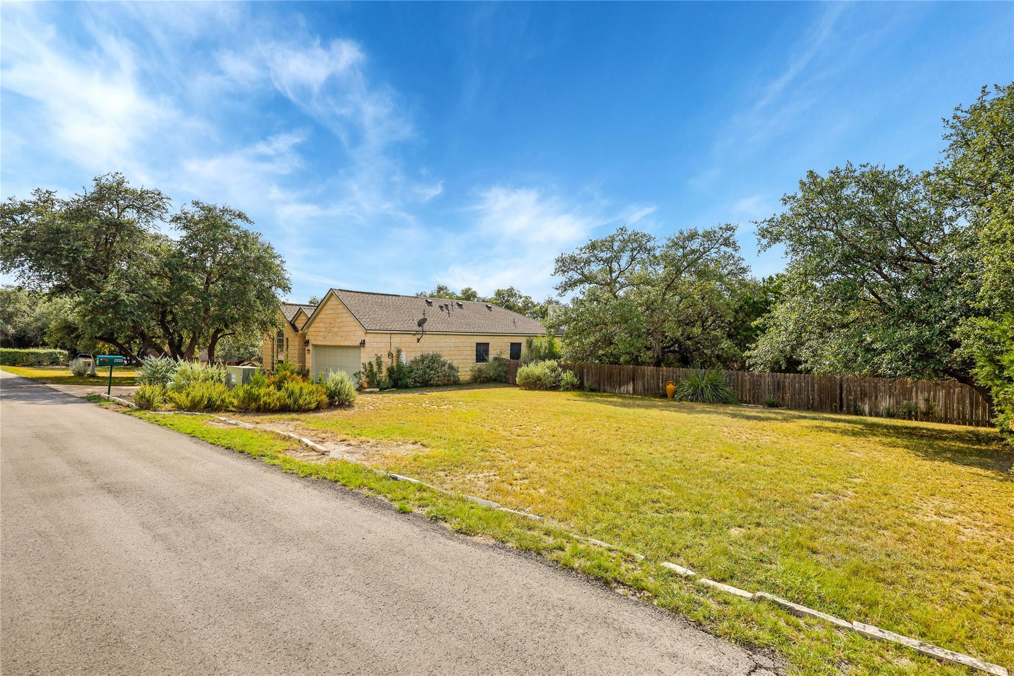 21520 Paine Ave, Lago Vista, TX 78645